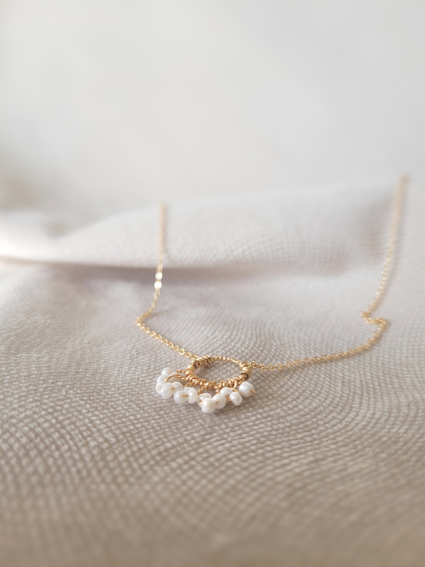 Collier mariage petites perles nacrées - ras de cou CAPUCINE