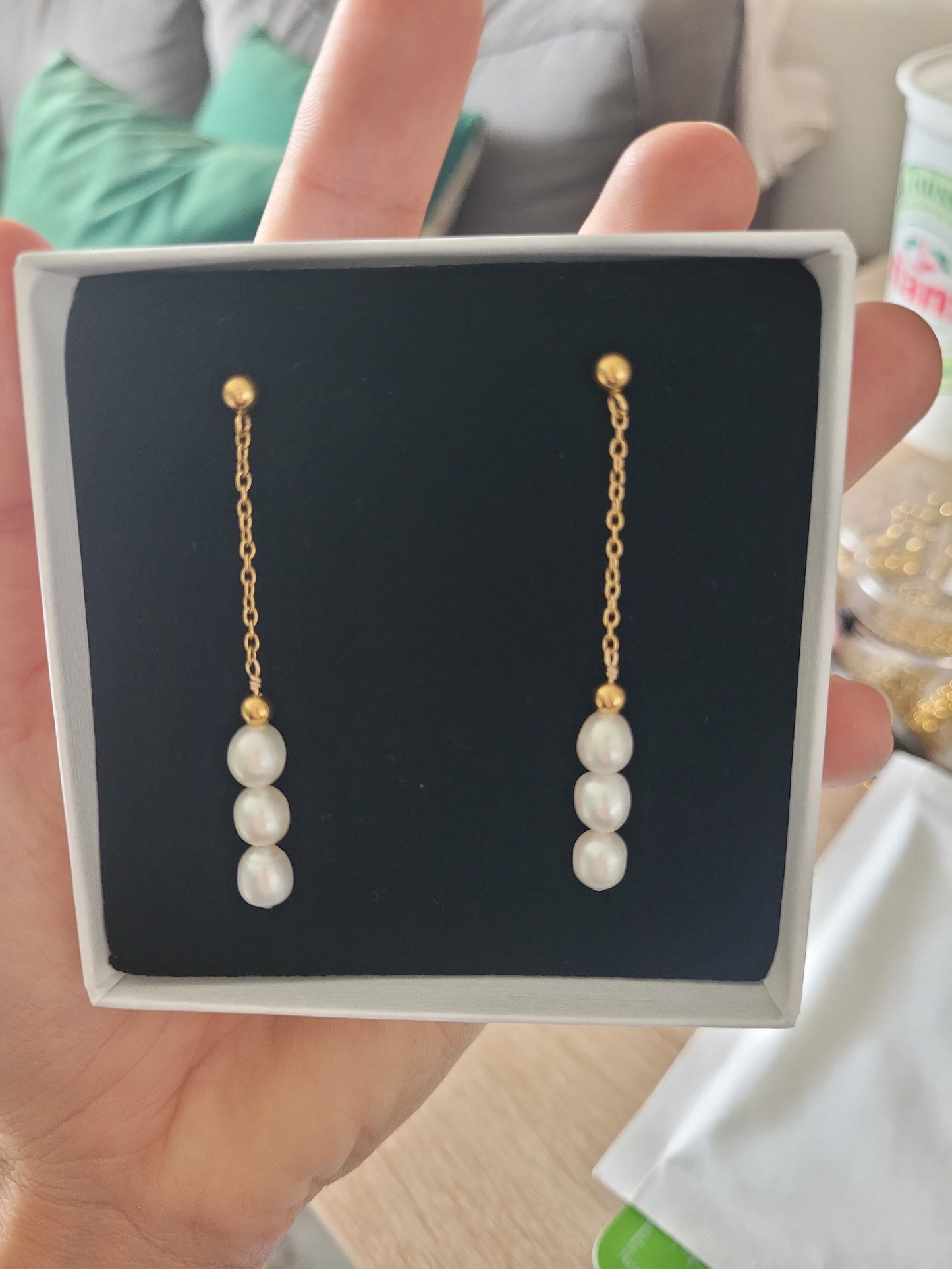 Boucles d'oreilles tombantes minimaliste perle de culture mairiage