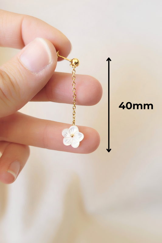 Boucles d'oreilles pendantes fleurs - LISA