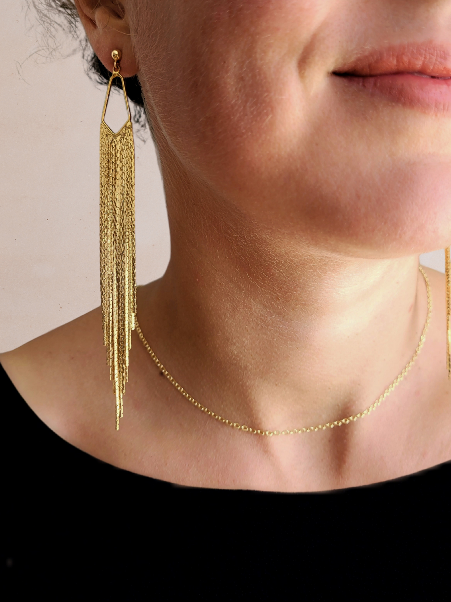 boucles d'oreilles longues franges pendates dorées, bijoux de cérémonie