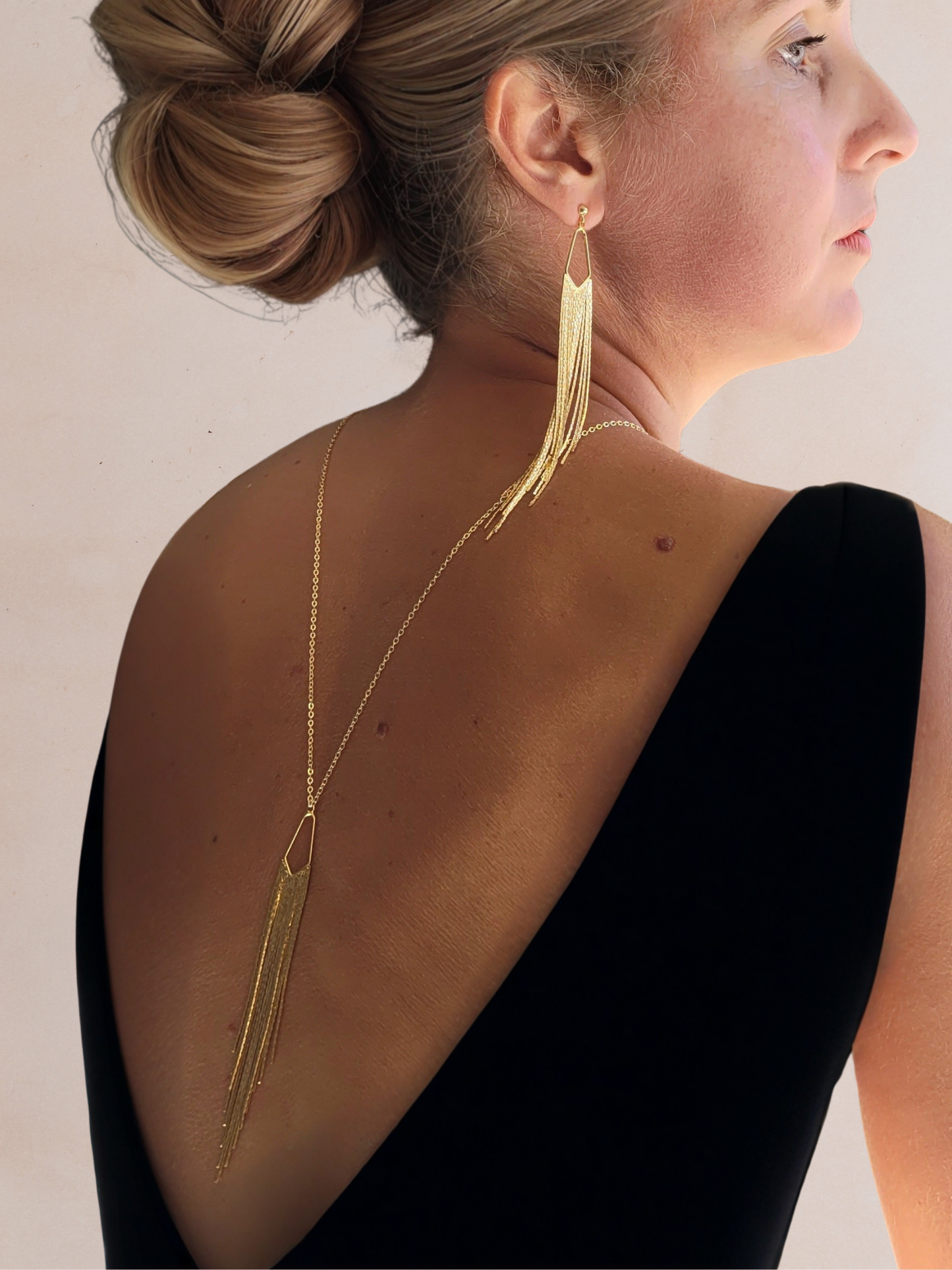 parure bijoux de fête pour tenue dos nu