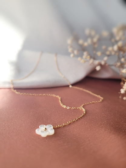 collier lasso mariée robe décolleté