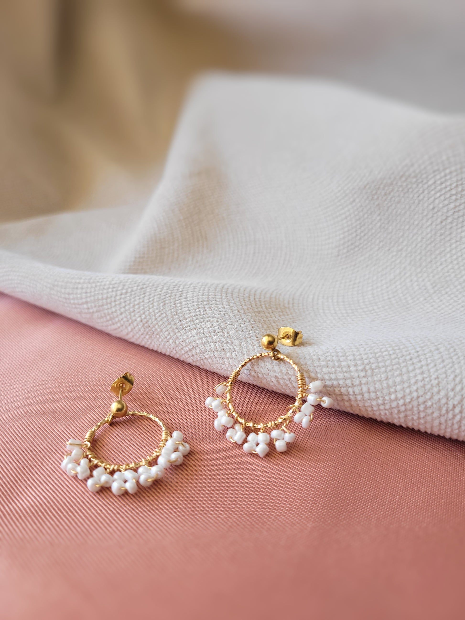 boucles d'oreilles fines femmes