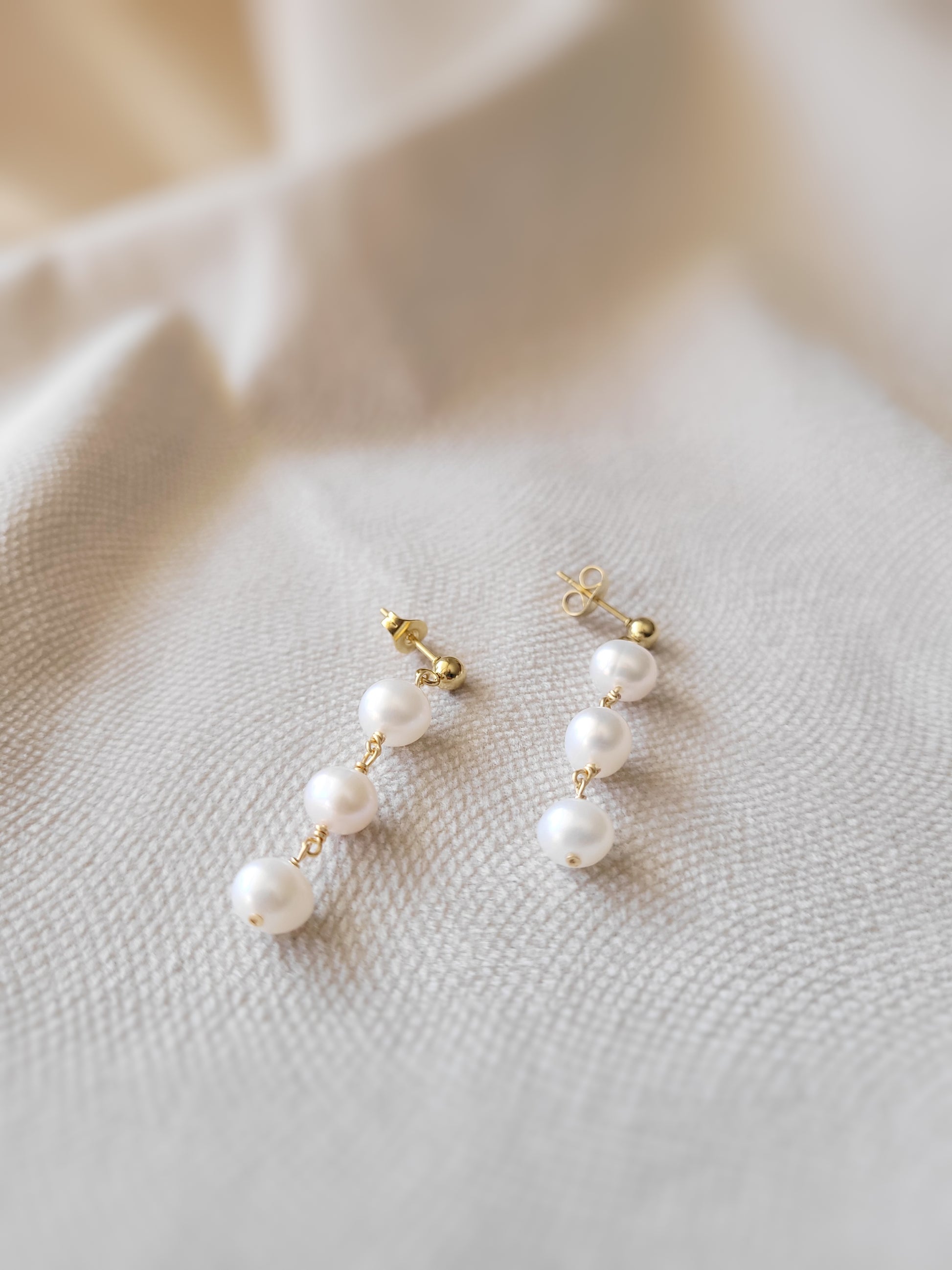 boucles d'oreilles perles pendantes