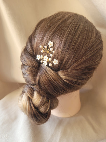 accessoire cheveux mariage fleur et perles de culture