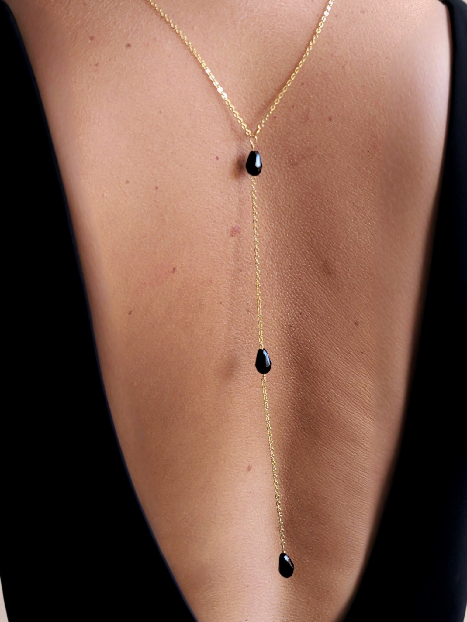 sautoir pour dos nu élégant soirée