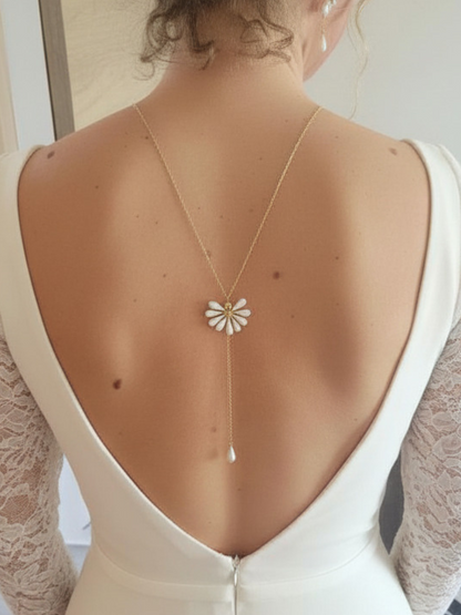 Collier de dos eventail en porcelaine - CHARLOTTE