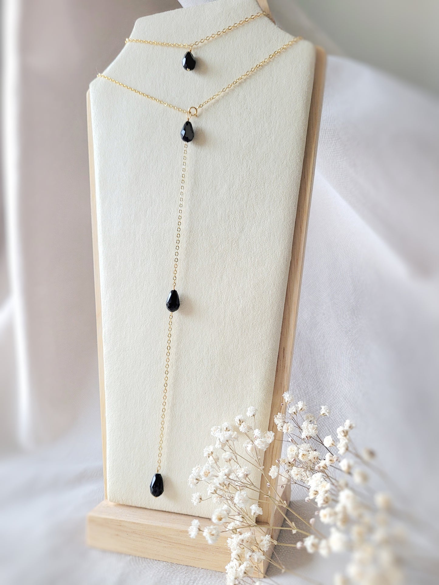 Collier de dos trois perles noires - BLACK SWAN