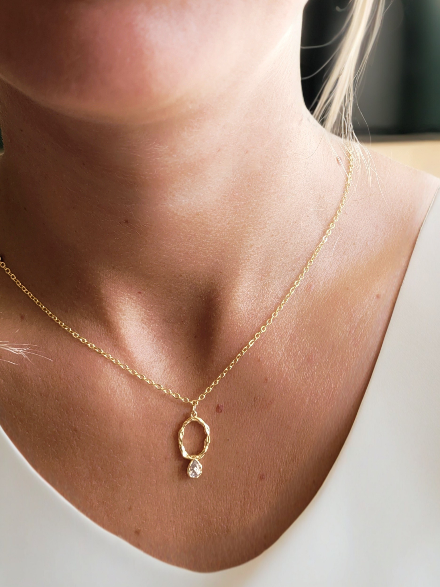 collier pendentif en zircon serti mariée chic