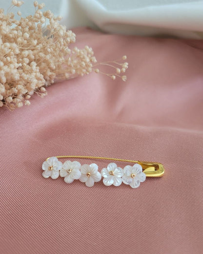 Attache-traîne de mariée avec fleurs en nacre - FLORA