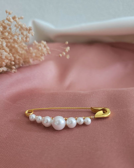 attache-traîne de mariée perles nacrées