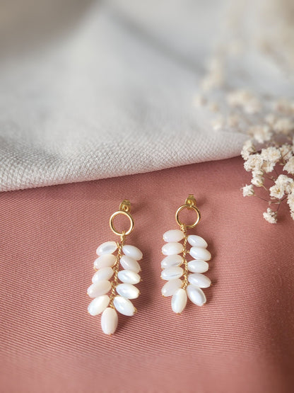 boucles d'oreilles pendantes perles en épis mariage bohème chic