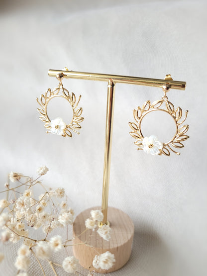 boucles d'oreilles feuilles de laurier et fleur 
