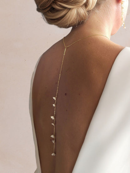 collier de mariée dos nu