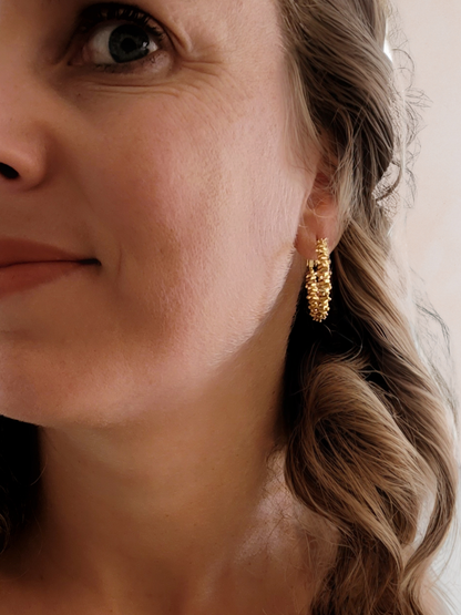 créoles dorées très habillées parfait cadeau de noël