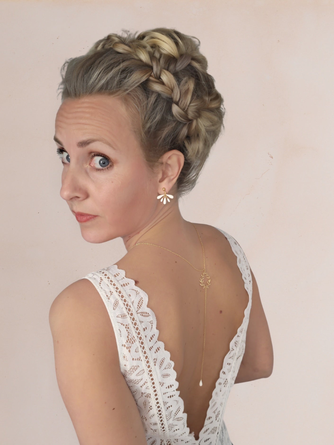 Collier de dos porcelaine DAPHNEE