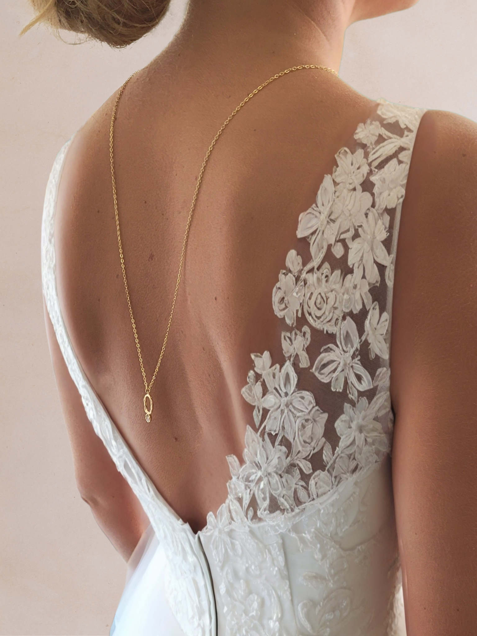 sautoir pour robe dos nu mariée